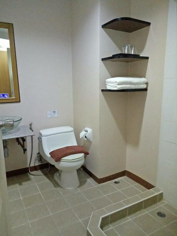 Thai Inter Korat Hotel Nakhonratchasima Esterno foto